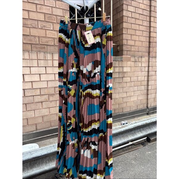 Dresses & Skirts - ✨NWT✨ Pleated Geometric Abstract Print Maxi Skirt Blue Pink Brown Size Medium
